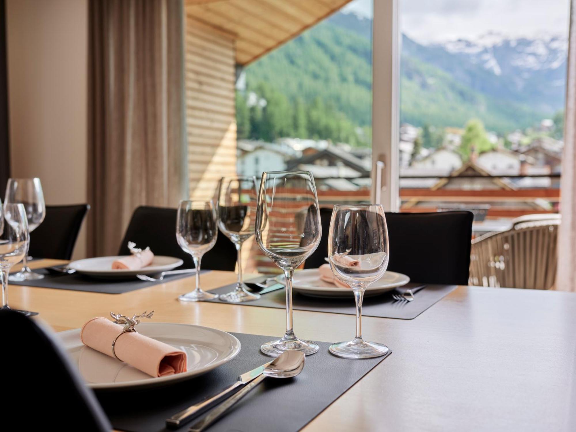 Ascot Penthouse 160 M2 Matterhorn View Daire Zermatt Dış mekan fotoğraf